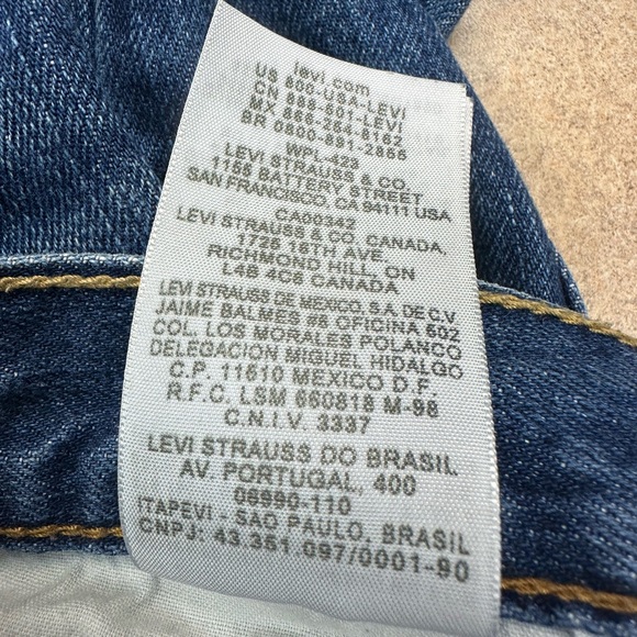 Levi's 514 Jeans Mens Size 38 X 32 Blue Straight Leg Fit Medium Wash Denim - Picture 9 of 14